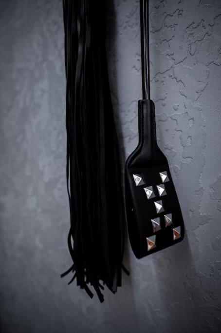 Bdsm Apartman V Bratislave -Adults Only Pressburg Exterior foto