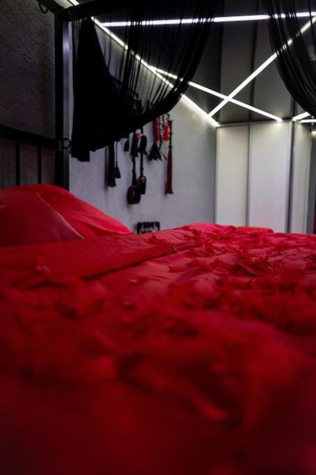 Bdsm Apartman V Bratislave -Adults Only Pressburg Exterior foto